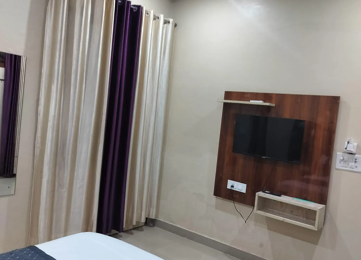 The Five Dimension Appartement Agra  Accommodatie bij particulieren Agra (Uttar Pradesh)